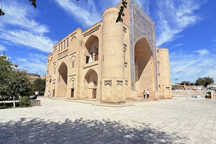 Bukhara: Full-Day Private Walking Tour with Local Tour Guide