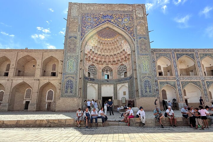 Bukhara: Full-Day Private Walking Tour with Local Tour Guide