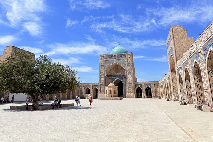 Bukhara: Full-Day Private Walking Tour with Local Tour Guide