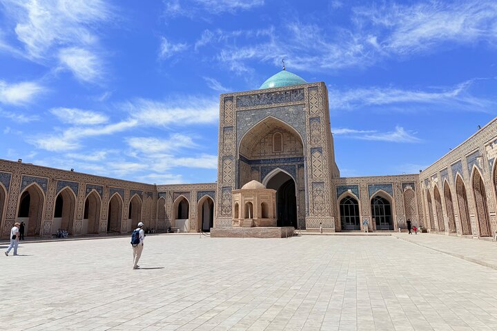 Bukhara: Full-Day Private Walking Tour with Local Tour Guide