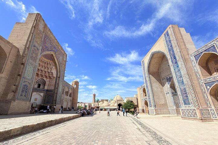 Bukhara: Walking Tour with a Small Group. Complete Guidance