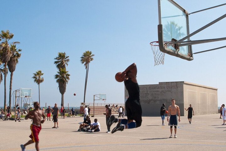 Full Day Iconic Sights Tour of Los Angeles from Anaheim: 6 Stops