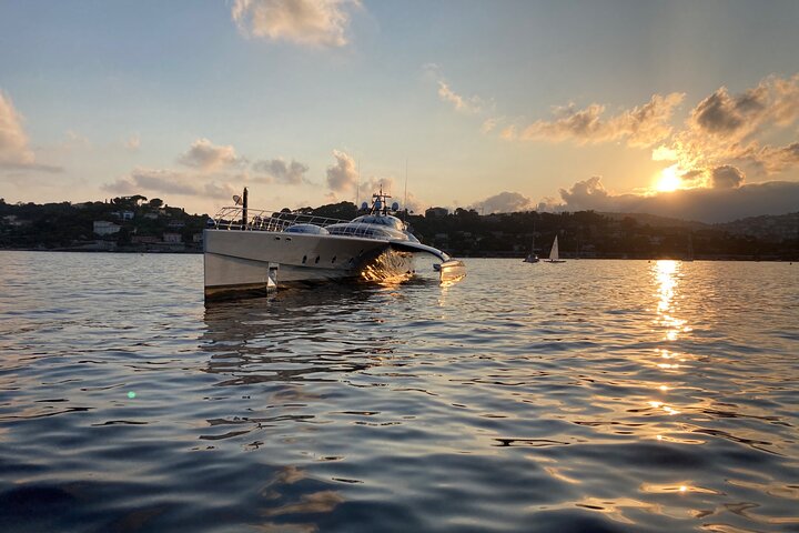 Exclusive Sunset Tour - Outstanding pro Solar Boat fleet