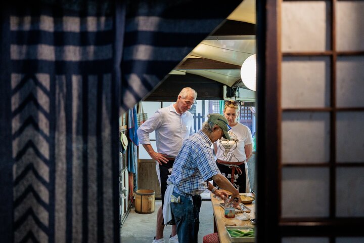 Japanese Cooking Class with Local Family in Takayama Old Town