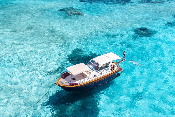 All inclusive private tour in the Archipelago of La Maddalena