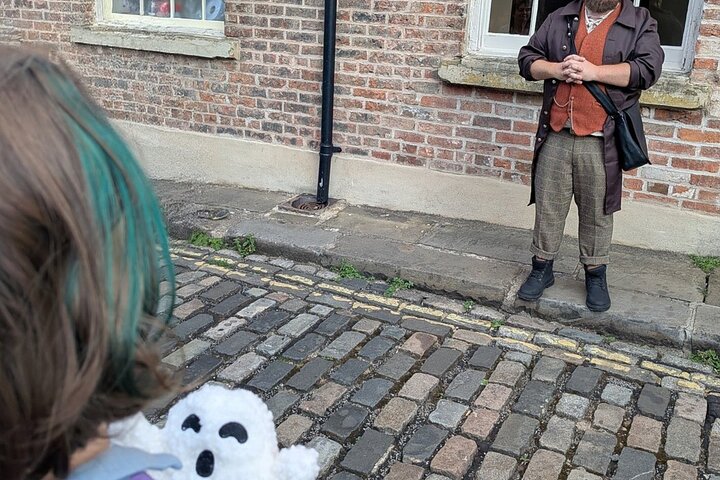Leeds Ghost Tour Explore the Haunting History of Leeds