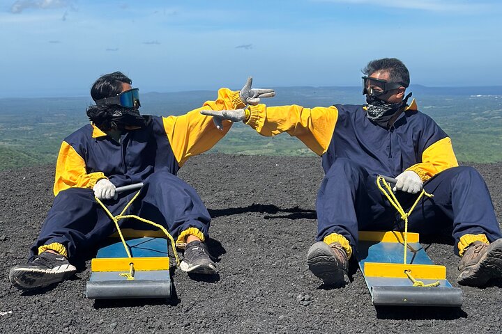 Private Volcano Boarding at Cerro negro premium & family friendly