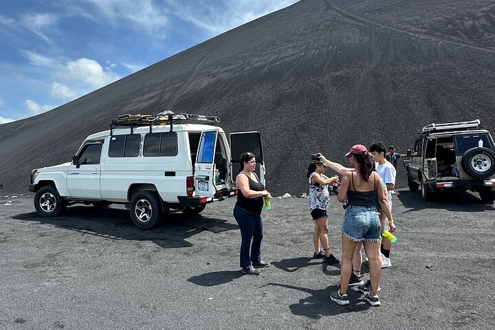 Private Volcano Boarding at Cerro negro premium & family friendly