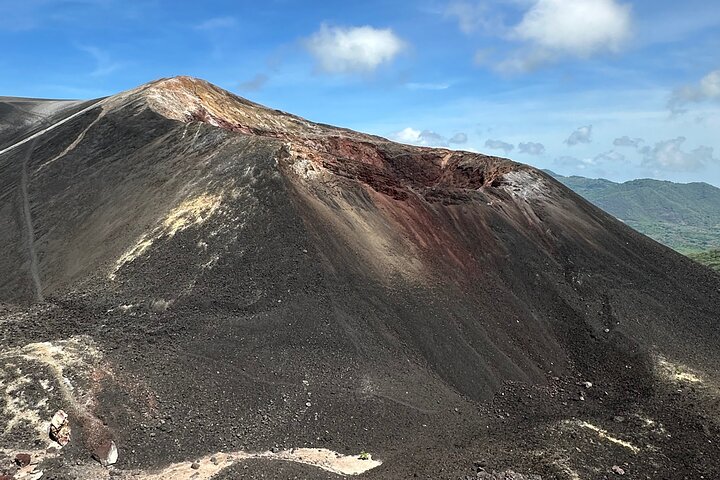 Private Volcano Boarding at Cerro negro premium & family friendly