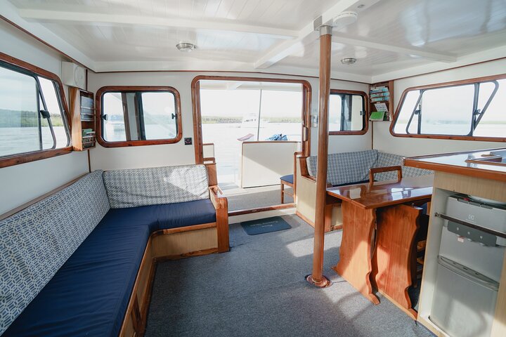 Galapagos First Class 5 Day Package with Yacht Day Tours