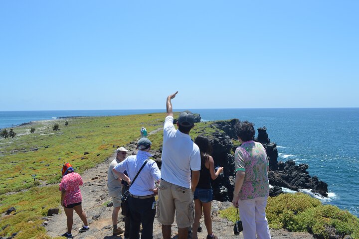 Galapagos First Class 5 Day Package with Yacht Day Tours