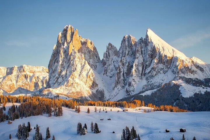 Dolomites and Lago di Braies Day Tour with Private Car and Guide