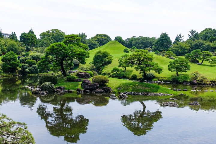 Kumamoto Castle Suizenji Garden or Aso Full-Day Tour Option