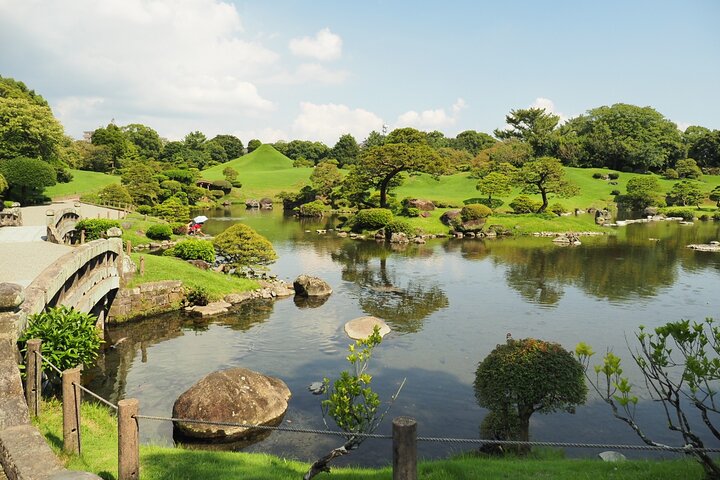 Kumamoto Castle Suizenji Garden or Aso Full-Day Tour Option