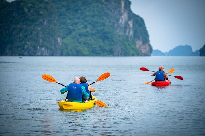 3-Day 2-Night Bai Tu Long Bay Cruise – Kayaking & Hidden Caves