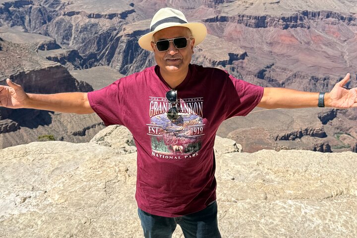 Grand Canyon with Sedona and Oak Creek Canyon Van Tour