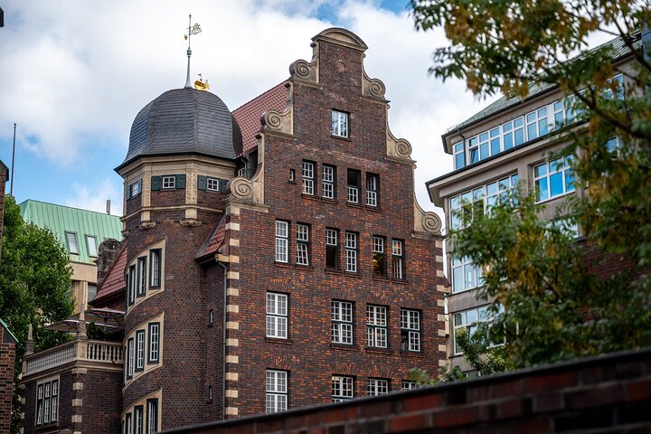 Hamburg Historic Old Town and WW2 Walking Tour in Small Group