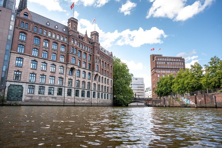 Hamburg Historic Old Town and WW2 Walking Tour in Small Group