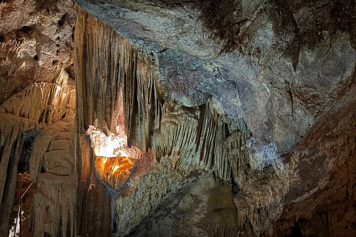 Classic Cave Tour at Colossal Cave
