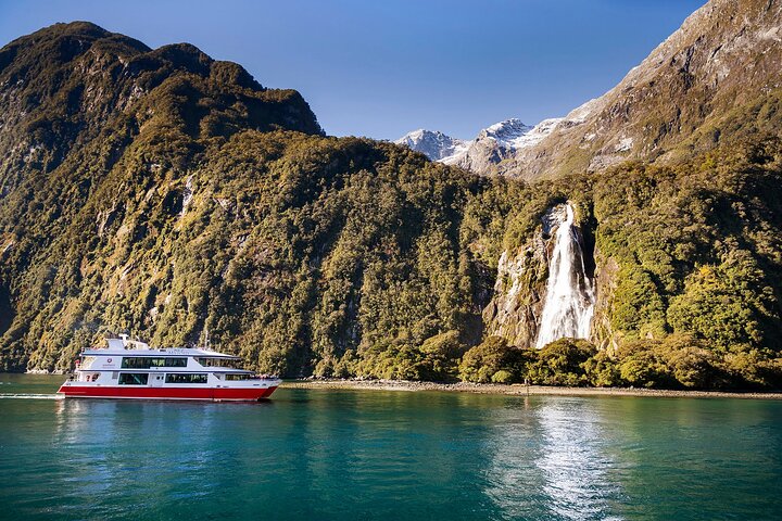 From Queenstown: Milford Sound Cruise & Glass-Roof Coach Tour