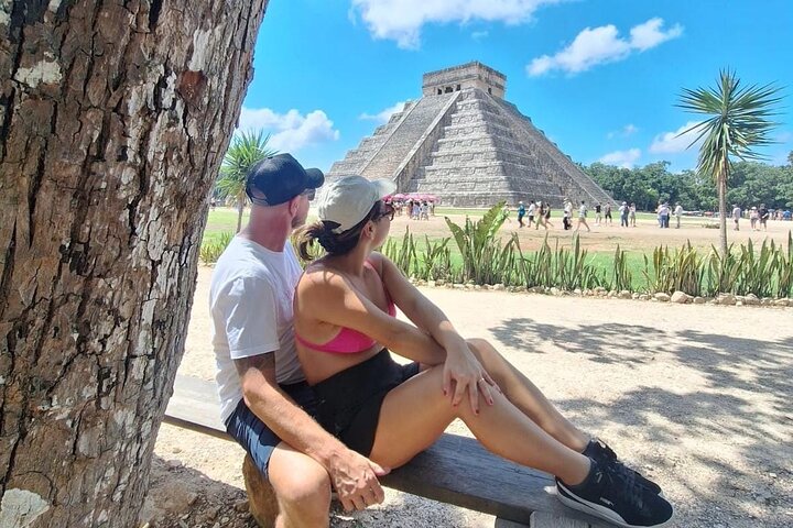 Chichen Itza: Tour with Expert Guide without lines!