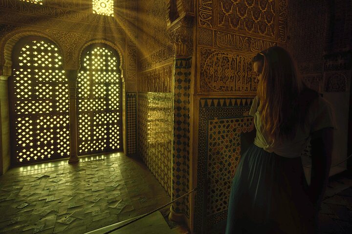 Alhambra Ticket with Audio Guide in Granada