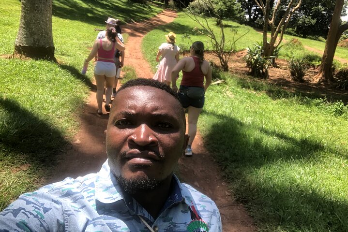 1 Day Best of Entebbe City Guided Walking Tour
