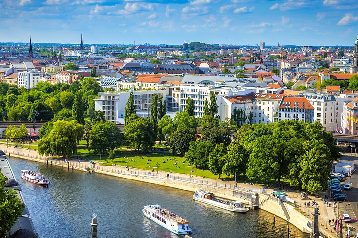 Unforgettable Berlin Guided Shore Excursion from Warnemünde Port