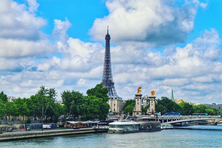 Le Havre to Paris with Boat Cruise & Lunch for First Time Visitor