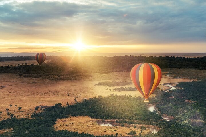 Maasai Mara Hot Air Balloon Safari and Champagne Breakfast