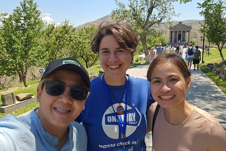 Garni Geghard Symphony of Stones Lavash Baking Tour from Yerevan