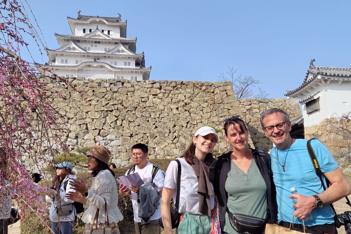 Discover Every Bit of Himeji Castle - World Heritage near Osaka