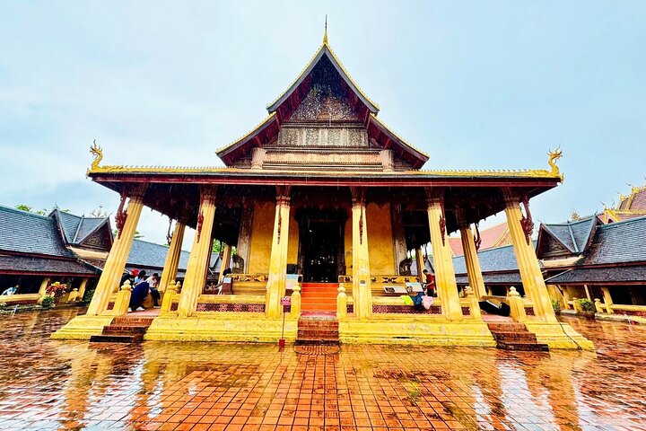Laos Highlights 4 Day Journey from Vientiane to Luang Prabang