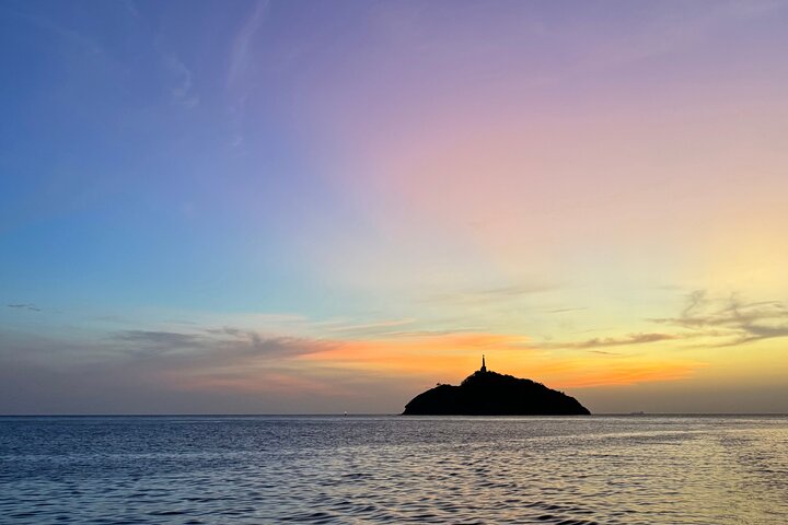 Sunset Sailing Santa Marta Bay