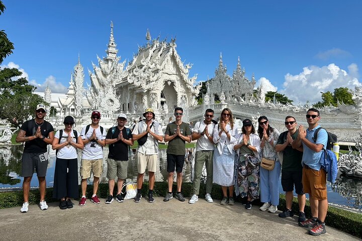 ChiangRai Guided 7 Major Sites+Buffet Lunch #All ticket included