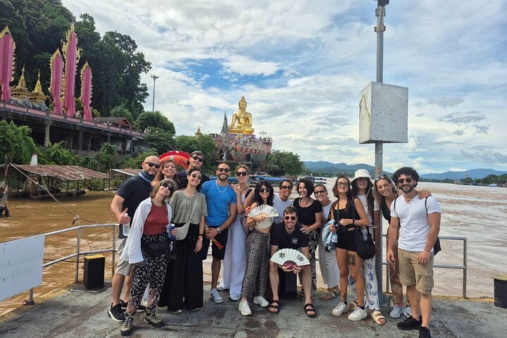 ChiangRai Guided 7 Major Sites+Buffet Lunch #All ticket included