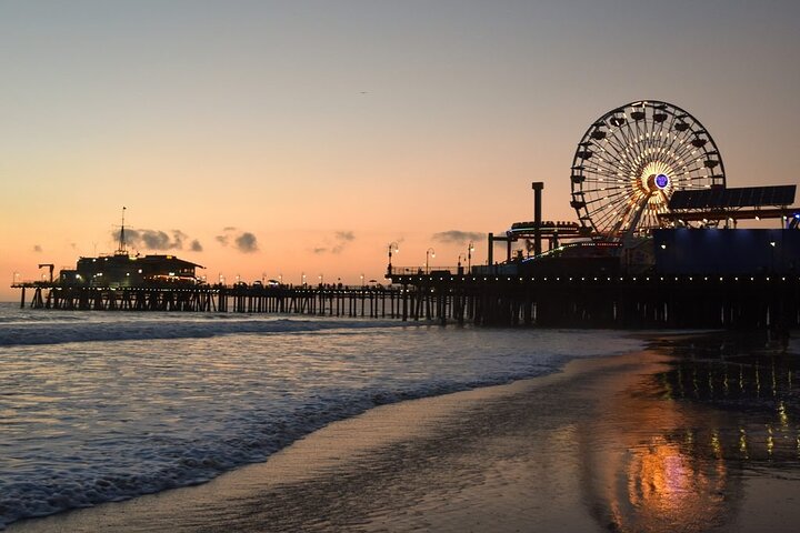 Full Day Iconic Sights Tour of Los Angeles from Anaheim: 6 Stops