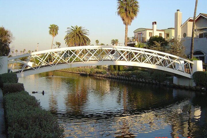 Full Day Iconic Sights Tour of Los Angeles from Anaheim: 6 Stops