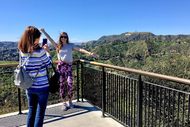 Full Day Iconic Sights Tour of Los Angeles from Anaheim: 6 Stops