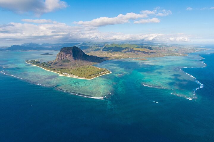 Mauritius Underwater Waterfall Guided Tour by Helicopter Ride