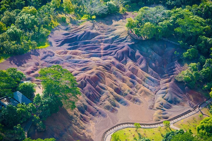 Mauritius Underwater Waterfall Guided Tour by Helicopter Ride