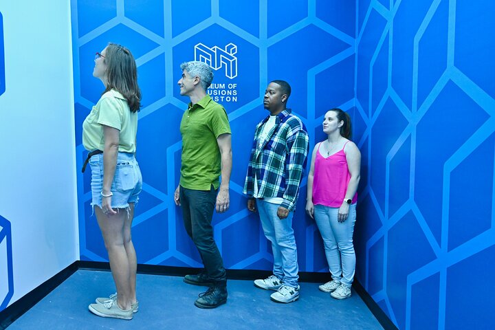 Museum of Illusions Houston Admission Ticket