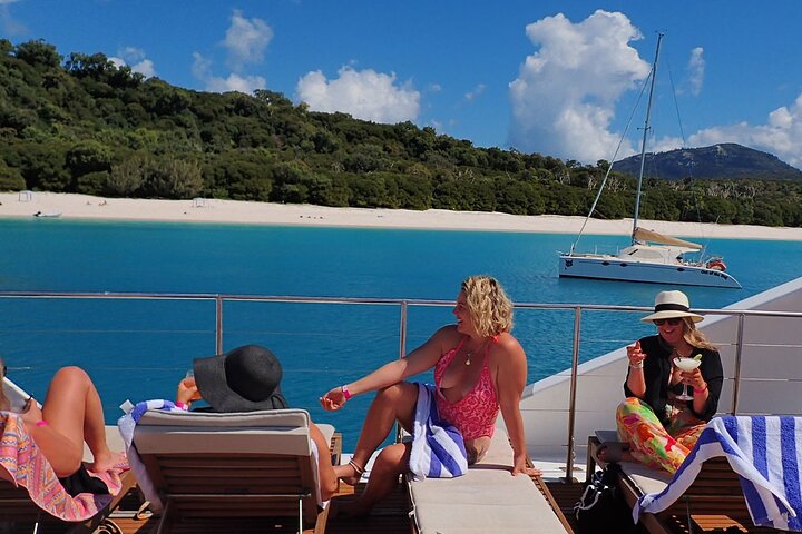 Whitehaven Beach Tour: 2 Options - All Day Beach Or Snorkel