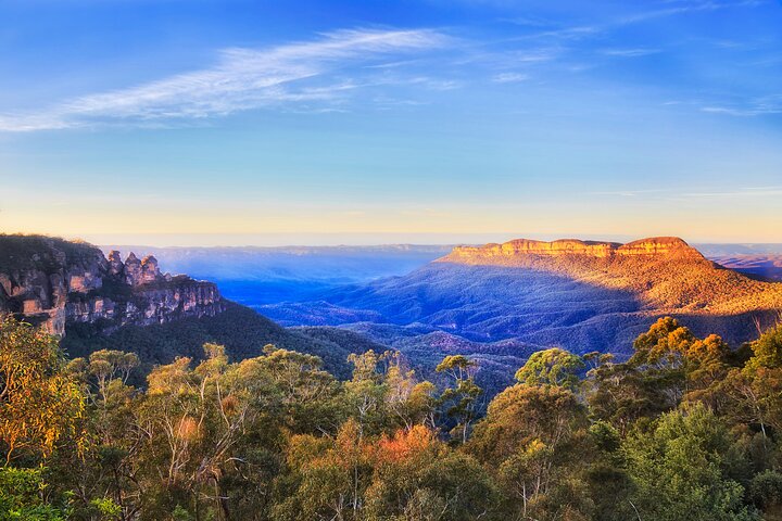 Blue Mountains Day Tour + Zoo & Scenic World Options, Morning Tea