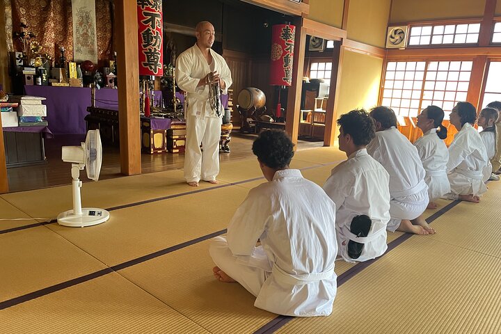 “Takigyo”Traditional Japanese Waterfall Training meditation