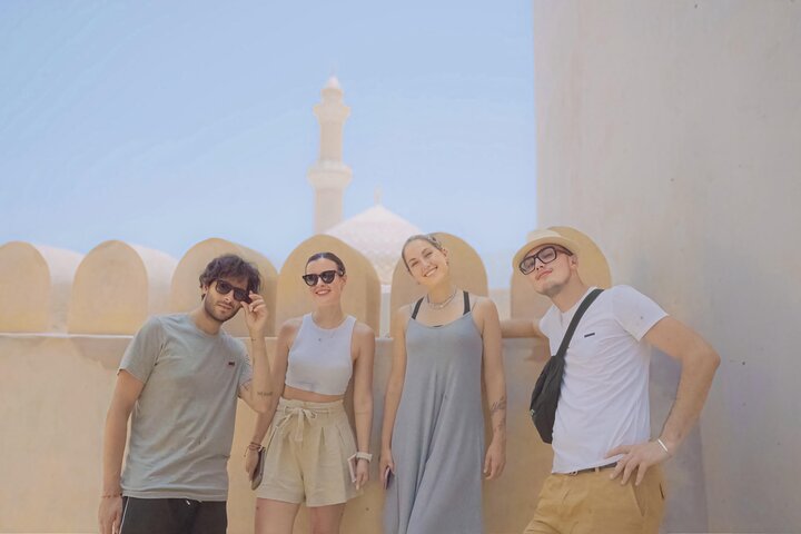 Muscat: Full-Day 4WD Tour to Nizwa, Jebel Akhdar & Birkat Al Mouz