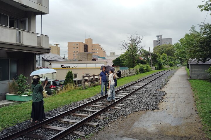 Otaru: Day & Night Walk in a Nostalgic Historic Port Town