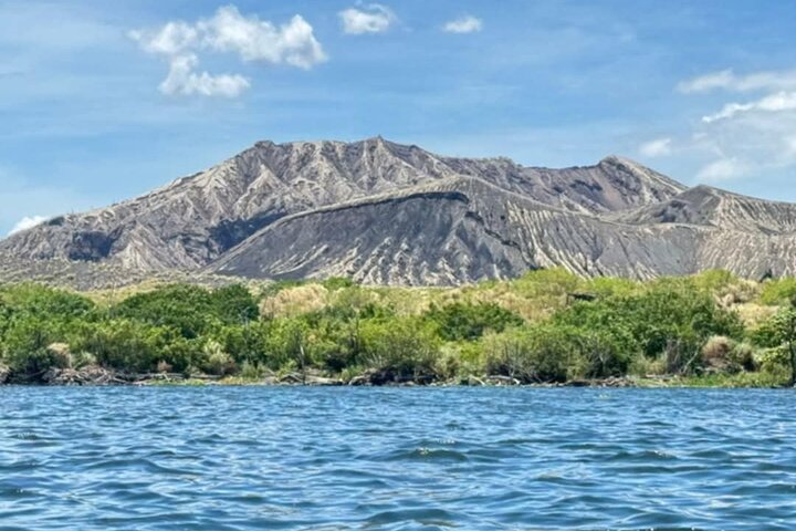 Private Combo Tour to Pagsanjan Falls and Taal Volcano