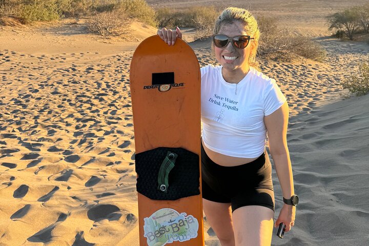 Sandboarding in the Mogote Dunes in Mexico