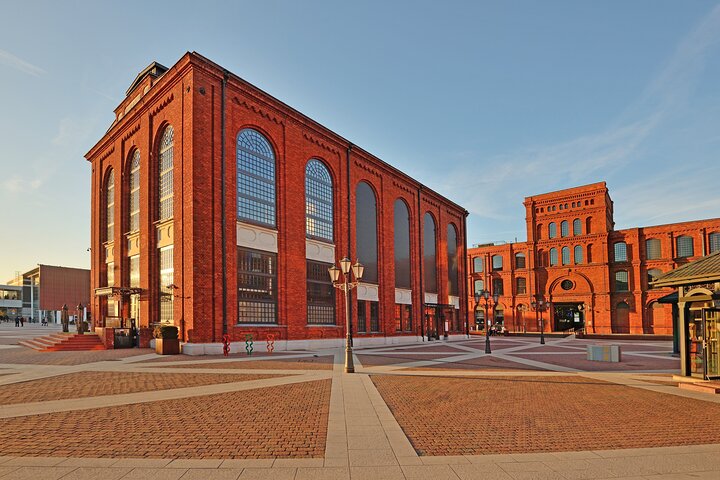 Lodz Old Town Manufaktura Highlights Private Walking Tour